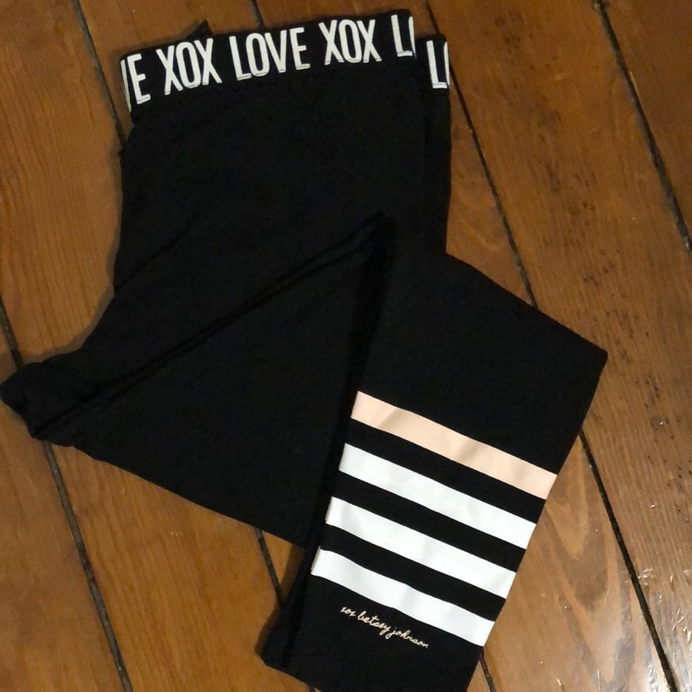 Xox Betsey Johnson leggings